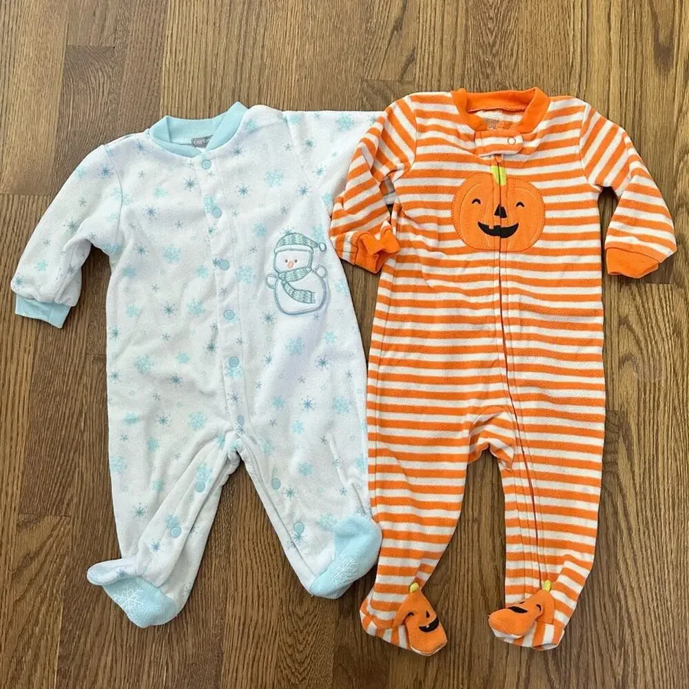 Carter’s fall and winter fleece footed pajama bundle, size 6 months